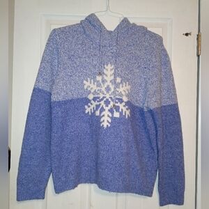 Cupcakes And Cashmere Blue and White Snowflake Hoodie Size Large